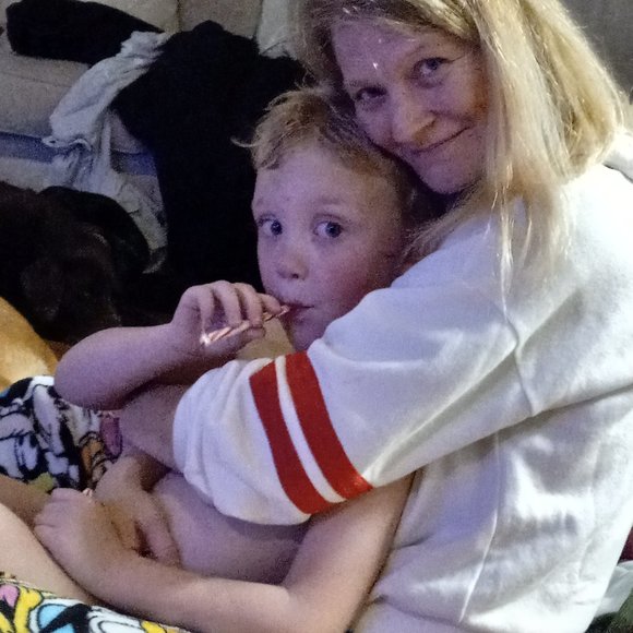 Meet your Posher, Heather - Picture 3 of 7